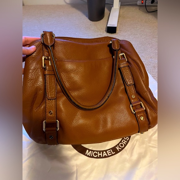 Very lightly carried Michael Kors satchel in Cognac! Comes with dust bag. - Picture 7 of 7